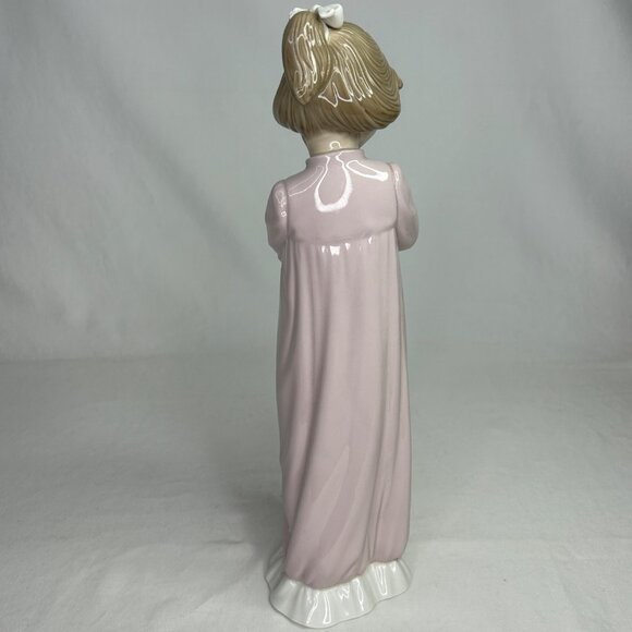 Nao By Lladro Girl W/ Bunny Figurine Porcelain Collectible 13" - Picture 4 of 10